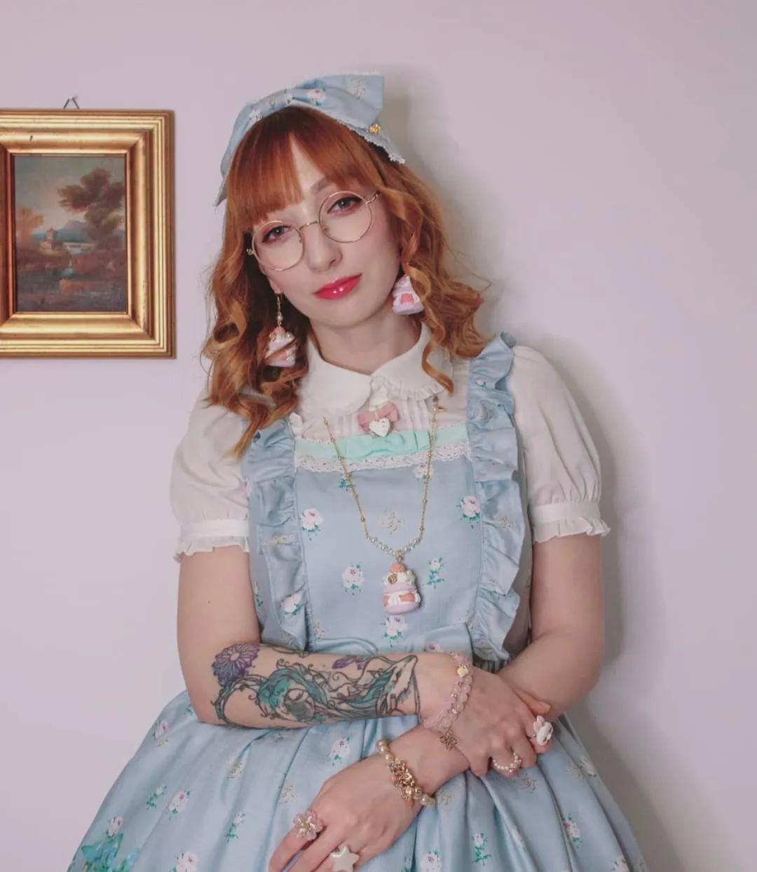 塌鼻子的女生怎么打扮自己,塌鼻子长相乖巧的女生怎么化妆