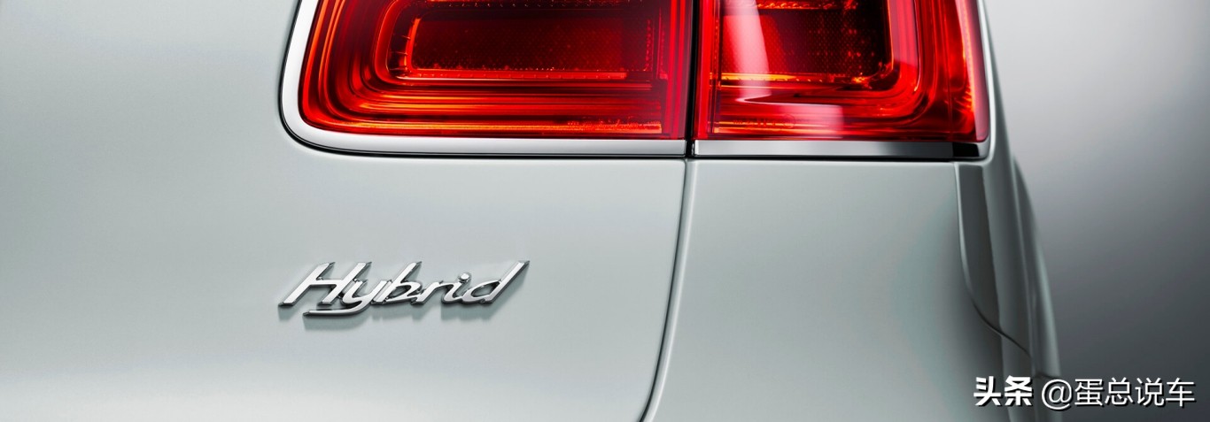 宾利新飞驰实车,2020款宾利新飞驰视频