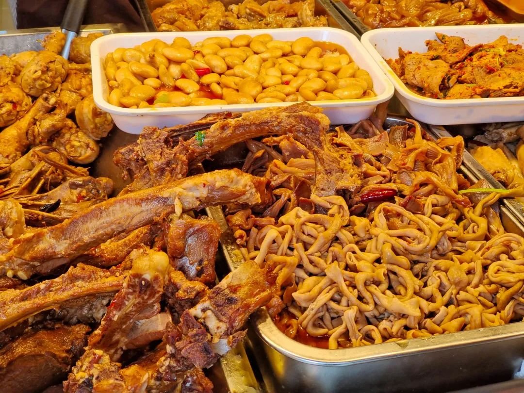 哪个大学的小吃街最有名,哪个大学小吃街最好