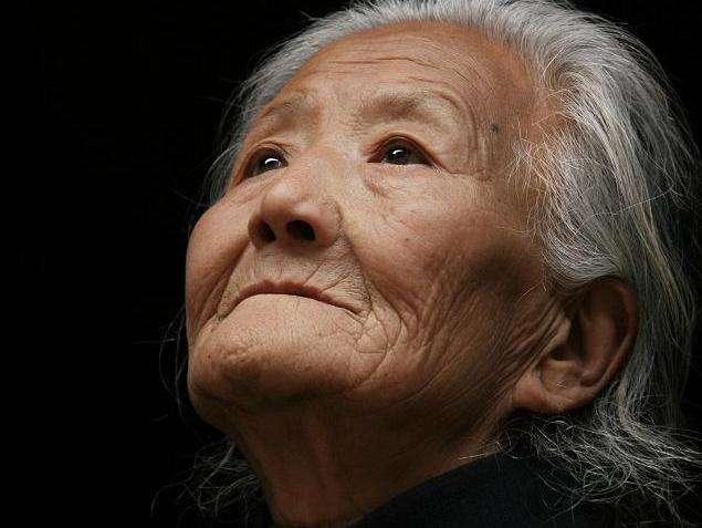 钟丽缇和张根硕什么关系,钟丽缇张根硕香港