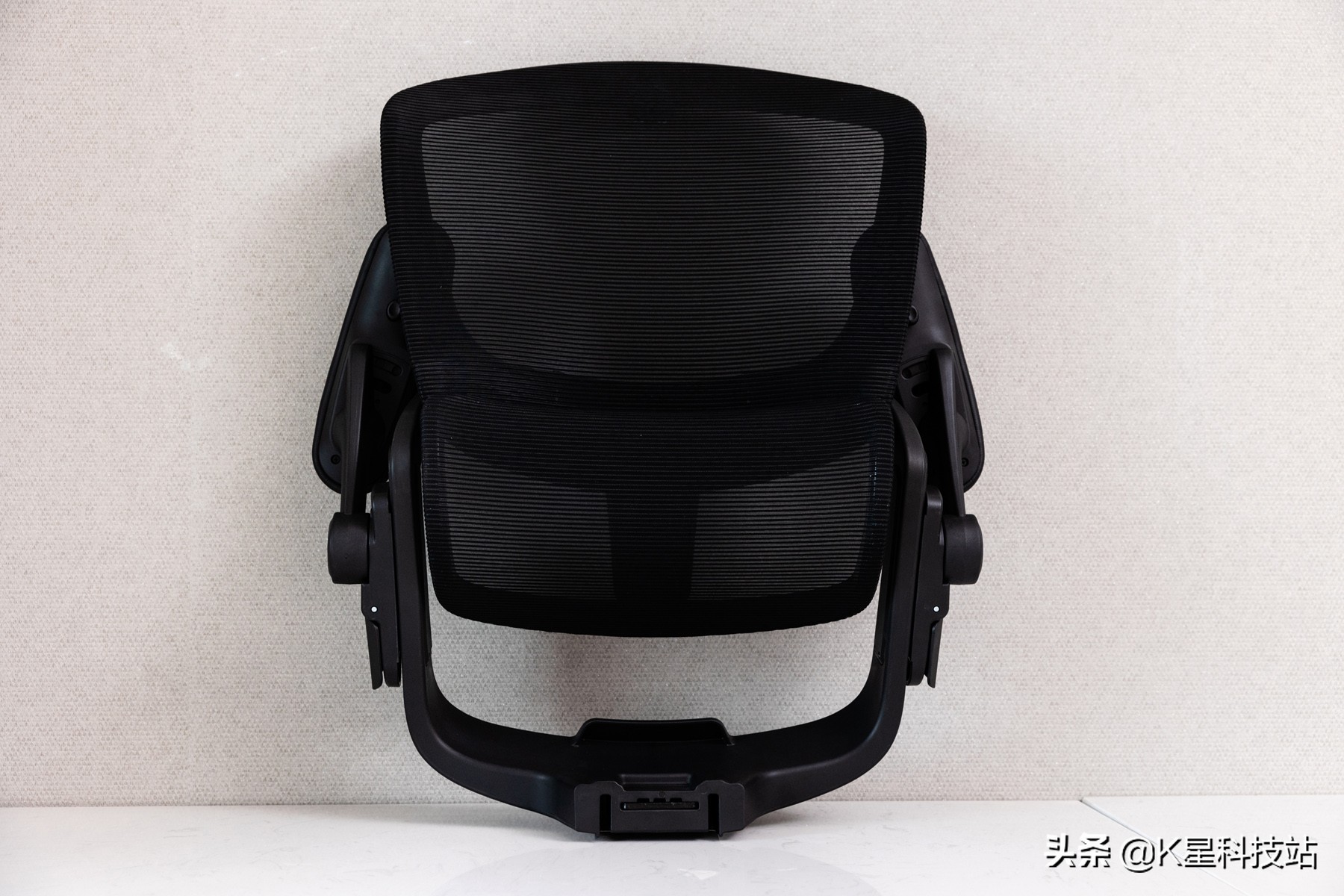 我们的目标是星辰大海,网易严选星舰特别定制人体工学椅开箱