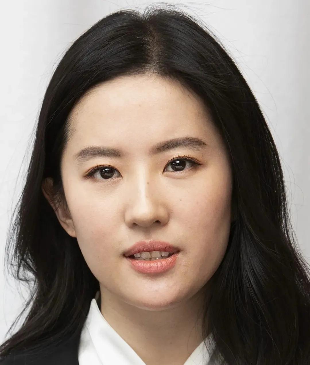 有没有搞错,这样的天仙也有人喷?