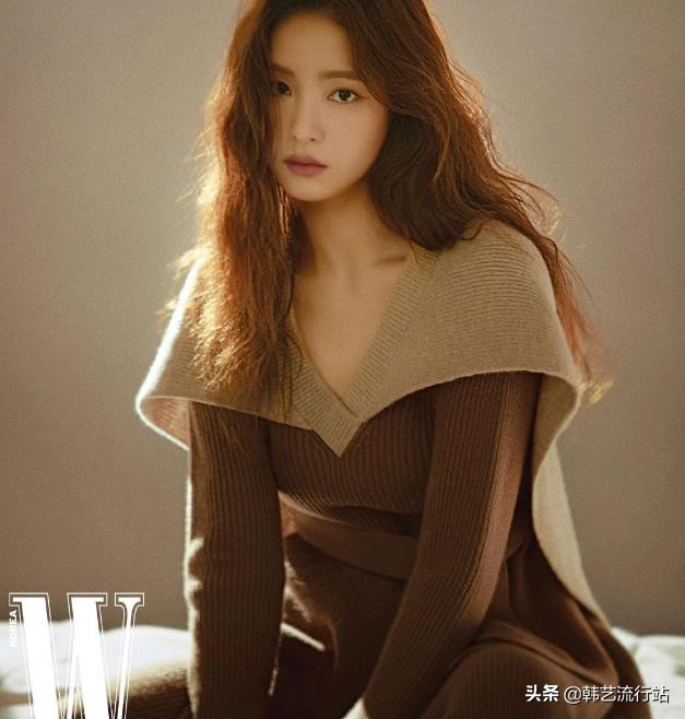 2021春天是针织服装的季节，今年流行的韩版毛衣款式真的可以