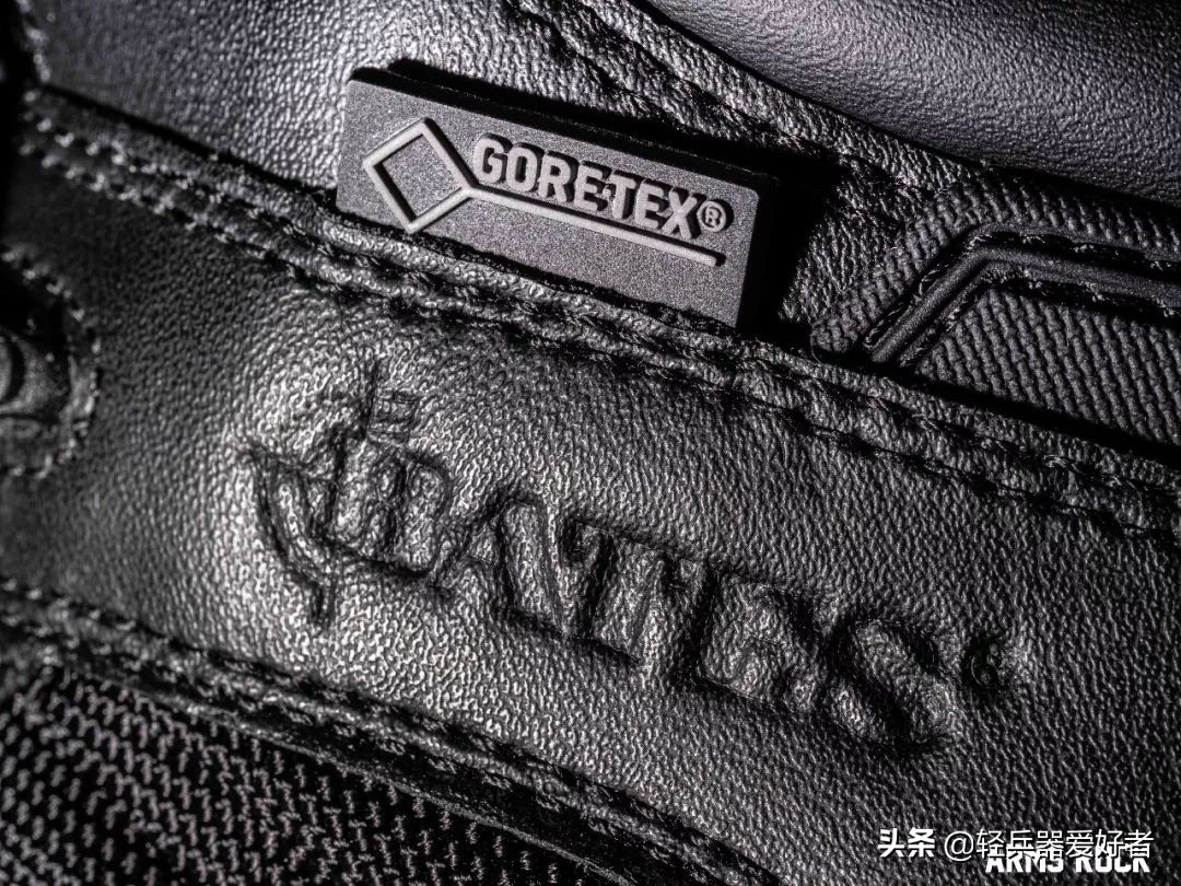 穿什么鞋更好的保护脚,军靴既能透气又能防水吗