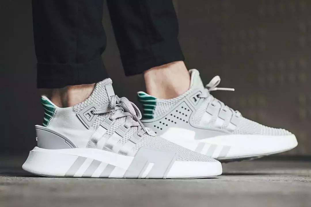 看男生第一眼会看穿搭,看男人的鞋子看品味