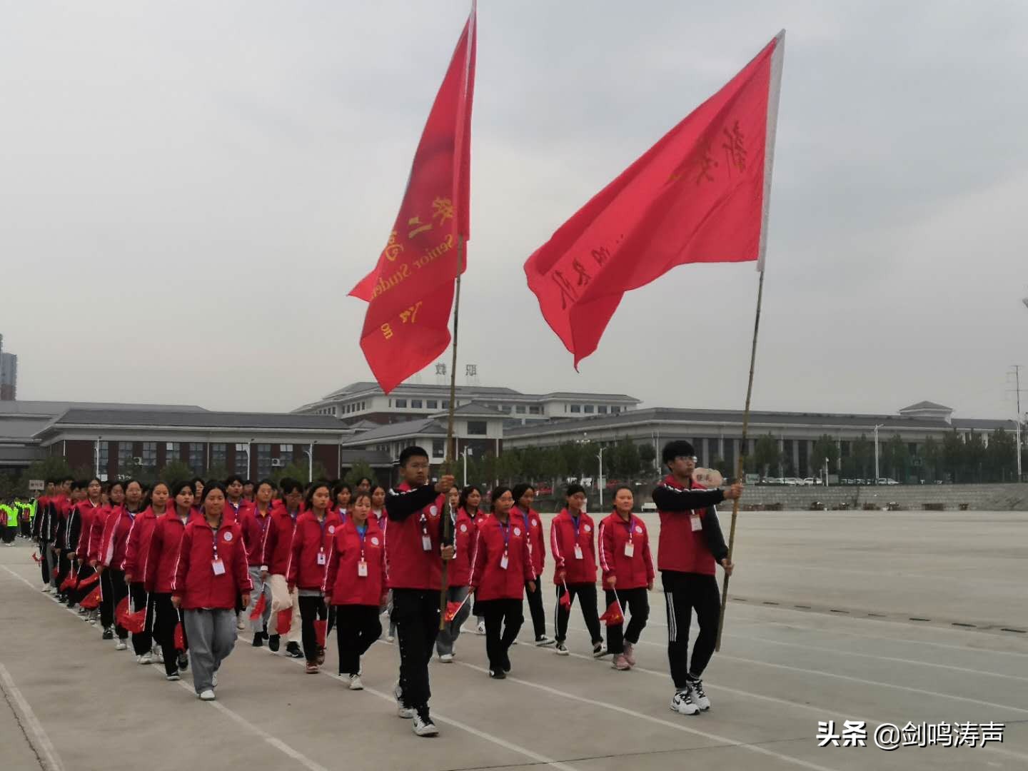 风驰电掣帅气逼人,风驰电掣神威