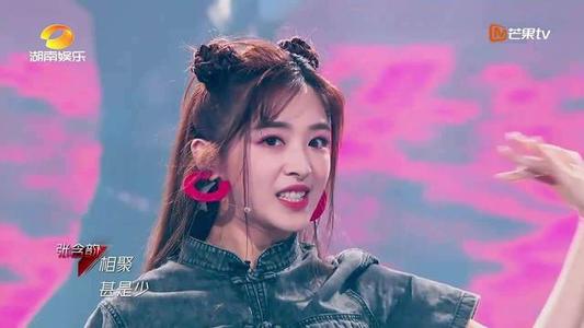 回忆十几年前超女比赛哽咽,当年的超女有多可怕