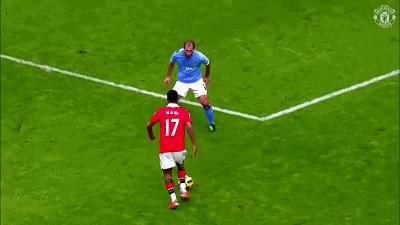 经典曼市德比盘点：互爆叛徒流血绝杀嘲讽一样都不能少