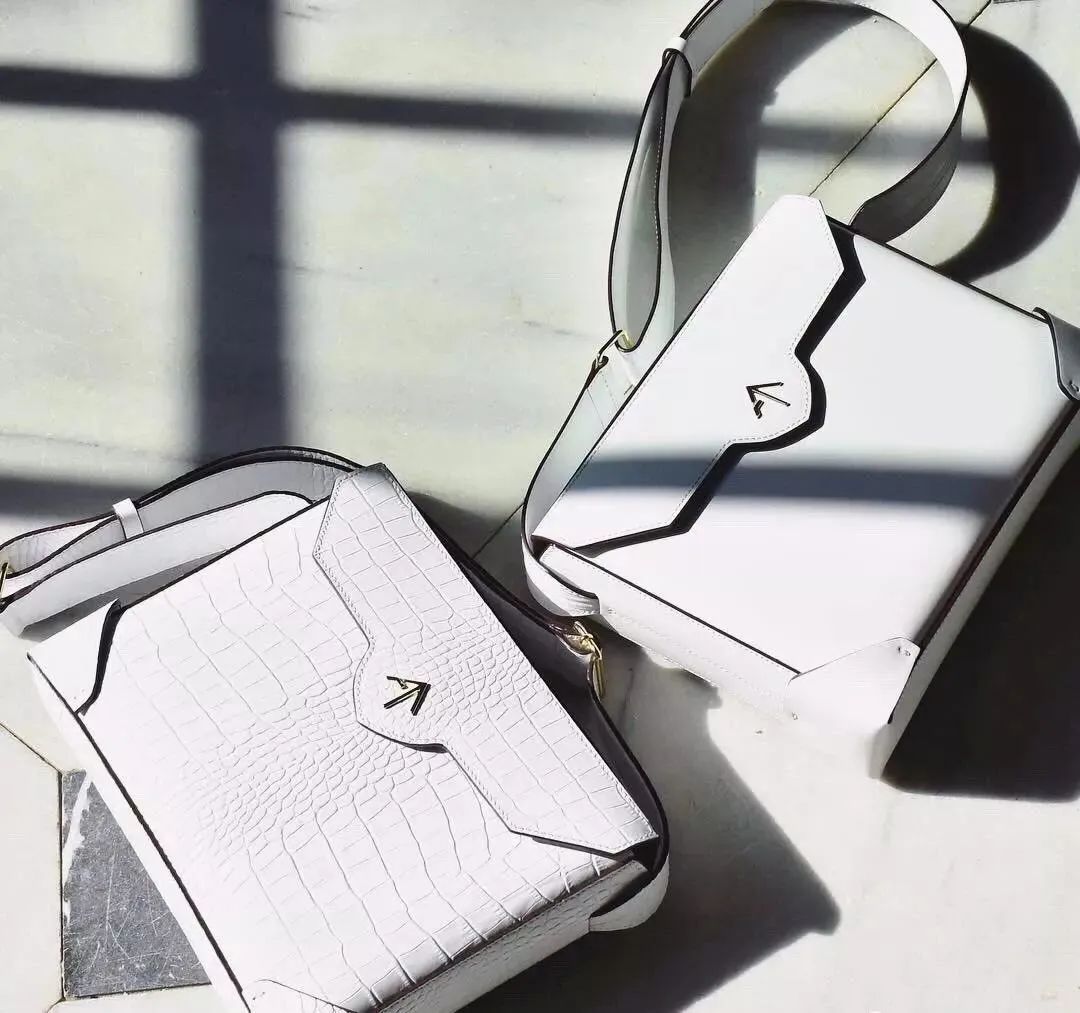 500元左右轻奢包推荐女性,十大入门级轻奢女包千元下