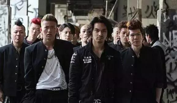 公安新款玫瑰金手镯,公安局玫瑰金手镯