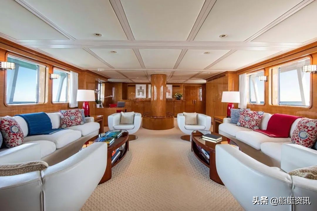 日本天皇号列车,天皇号轰炸机