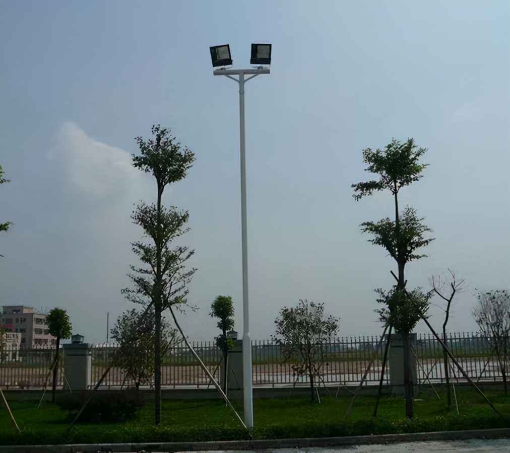 球场投光灯安装,球场装灯