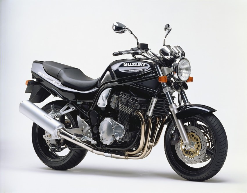 铃木四缸摩托车gsx600实拍,日本进口铃木gsx400摩托车