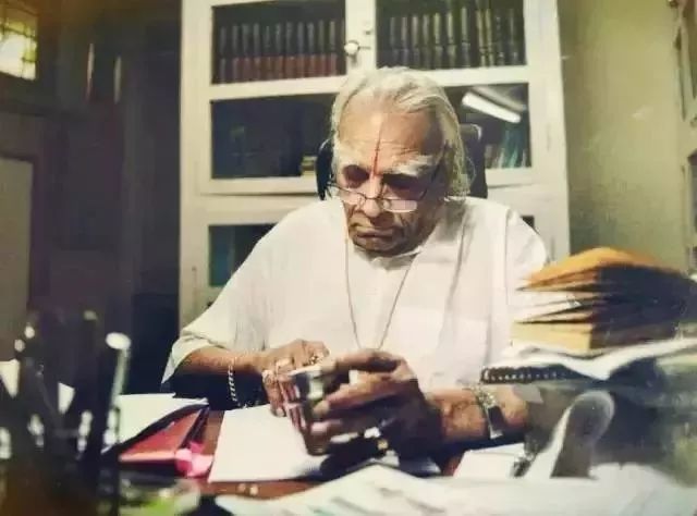 常见的艾扬格瑜伽体式,艾扬格瑜伽23个基本体式