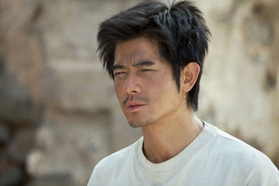 男发两边炸毛如何剪,男生发质细软塌适合怎么剪