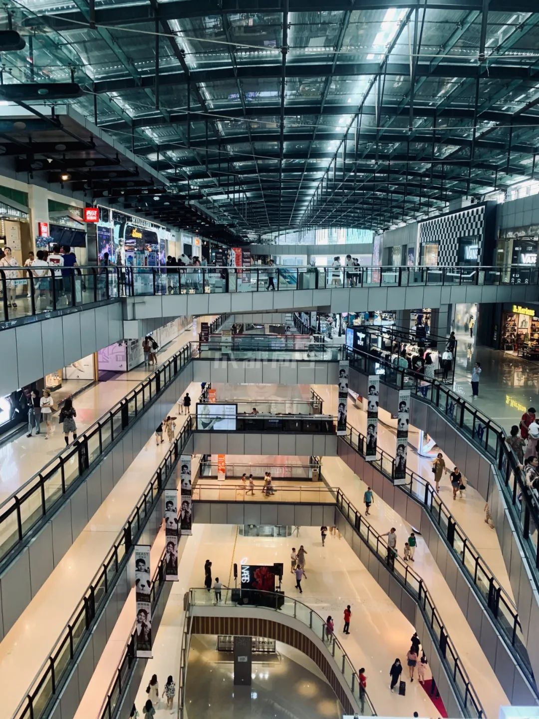 暴走重庆成都,重庆三大核心商圈