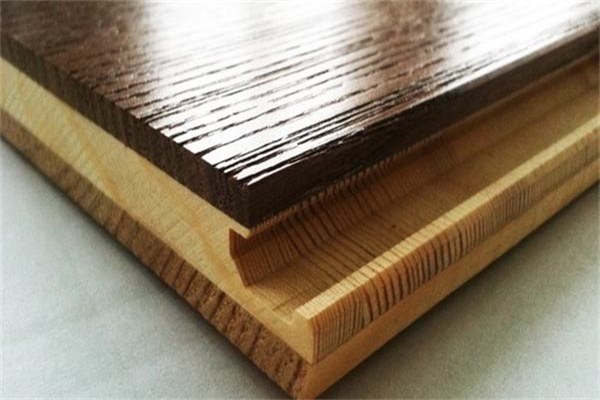 圣象三层实木地板的优缺点有哪些,升达新三层实木金刚面地板优缺点