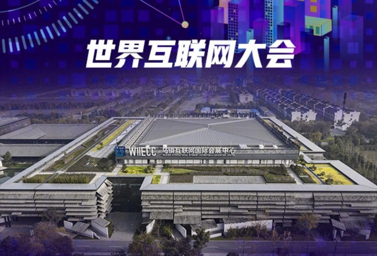 prada线上发布2021春夏系列,prada2021秋冬时装发布会时间