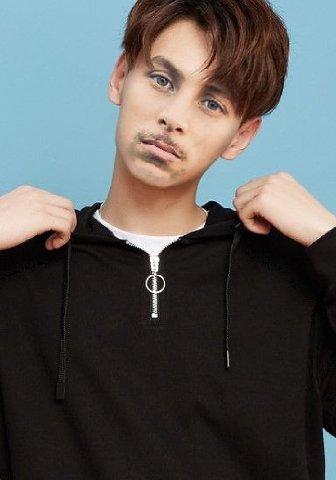 岁月杀猪刀催人老的完整诗句,今日趣图终于熬过来了