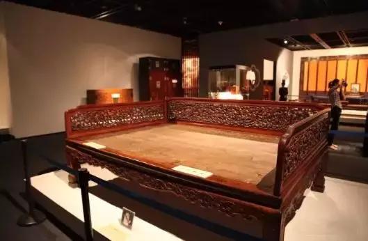 谭向东采访视频,宋式罗汉床讲解