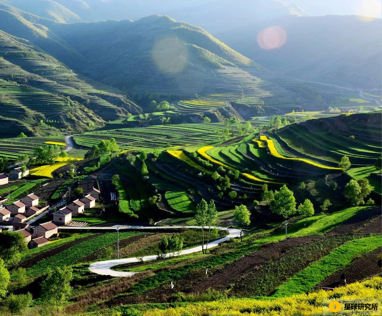 甘肃荒凉风景视频,甘肃荒凉的美景