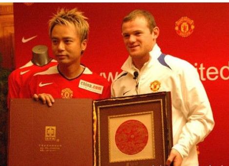 香港娱乐圈有背景的明星,娱乐圈喜欢足球的明星