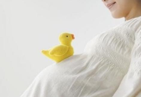 孕早期不知道的情况下喝了中药,孕早期不知道怀孕都做了什么