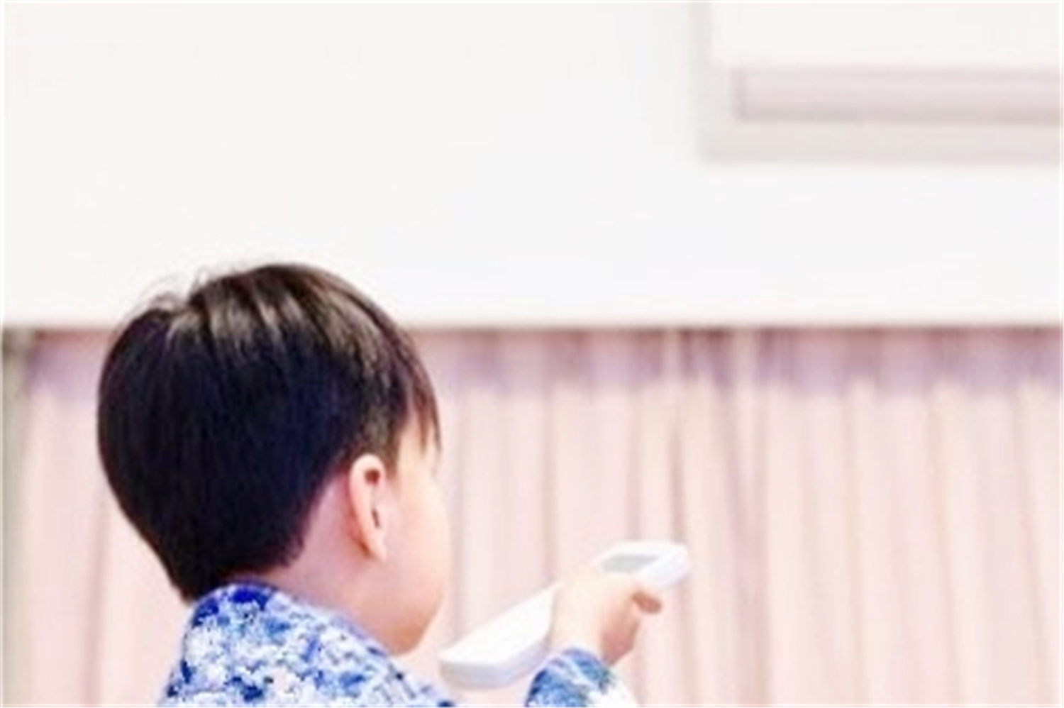 高温天气孩子怎么保暖,高温天气小孩着凉