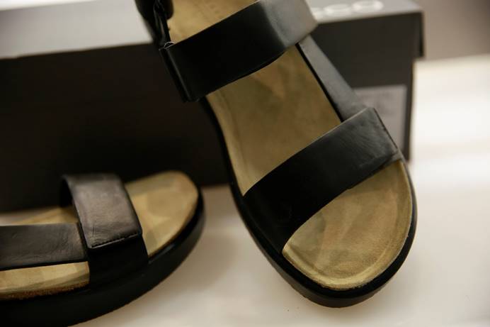 这样舒适的沙滩鞋，你会不喜欢吗