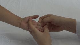 小孩消化不良腹胀推拿按摩手法,幼儿消化不良腹部推拿手法