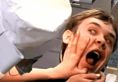 中国牙科到底有多“暴利”丨为什么千元成本，到你手中要2万多？