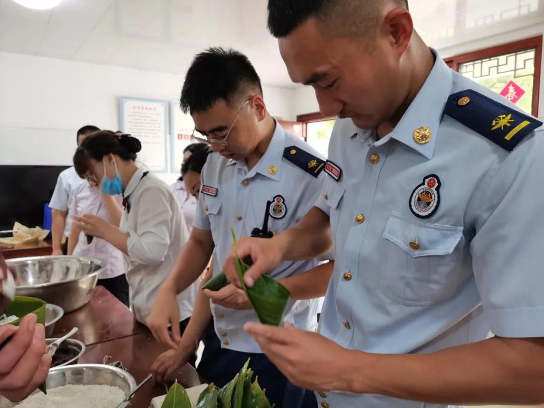 蓝朋友的各种技能,蓝朋友到底有多美