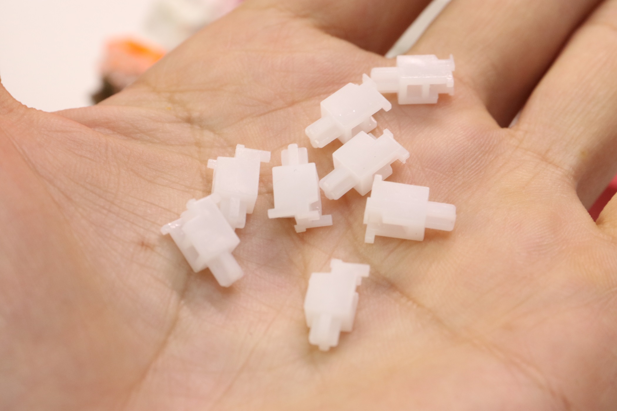 性价比超高的超薄无线键盘,性价比热插拔机械键盘推荐