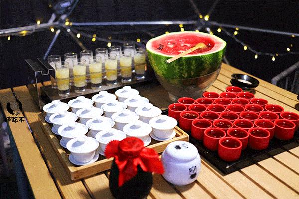 纽约第一酒吧,纽约第一家ladym