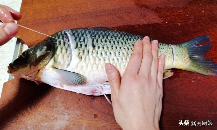 土腥味重的鱼应该怎么炖,炖鱼放什么料鱼不腥