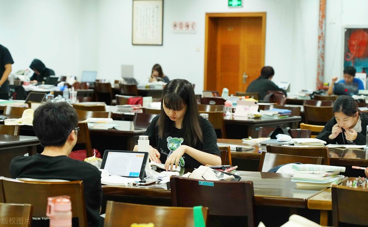 挂一科能不能申请国家励志奖学金,挂过科就没法保研吗