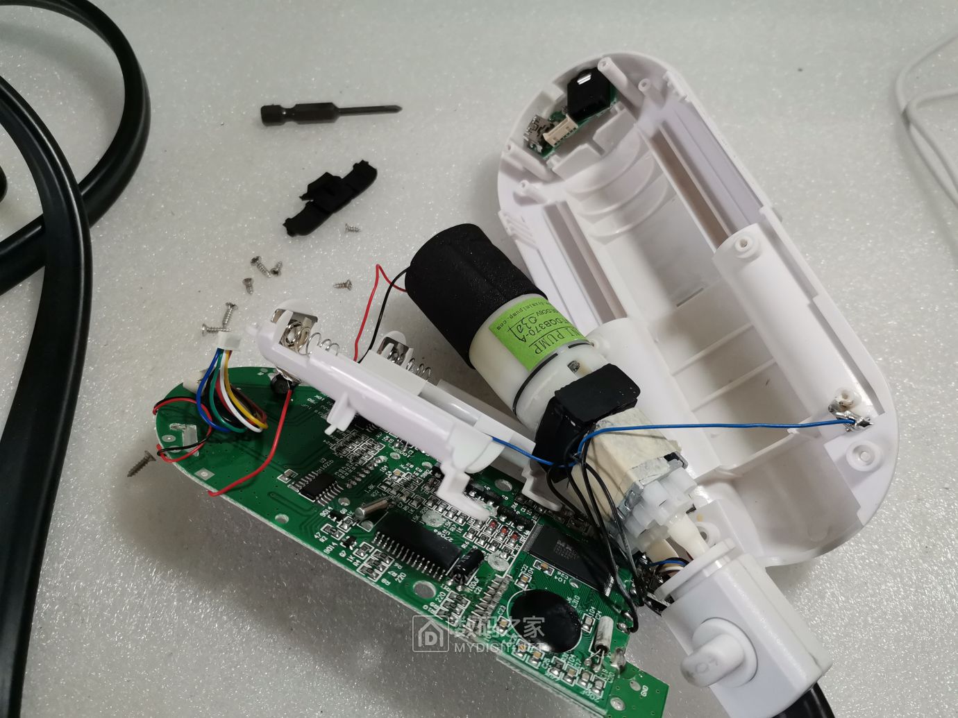 头部按摩器八爪式拆解,头部按摩器评测视频