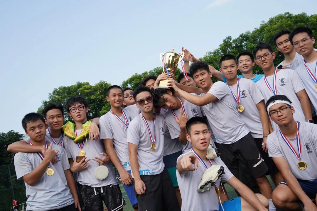 冠军之路|冠军已成GOCROWS