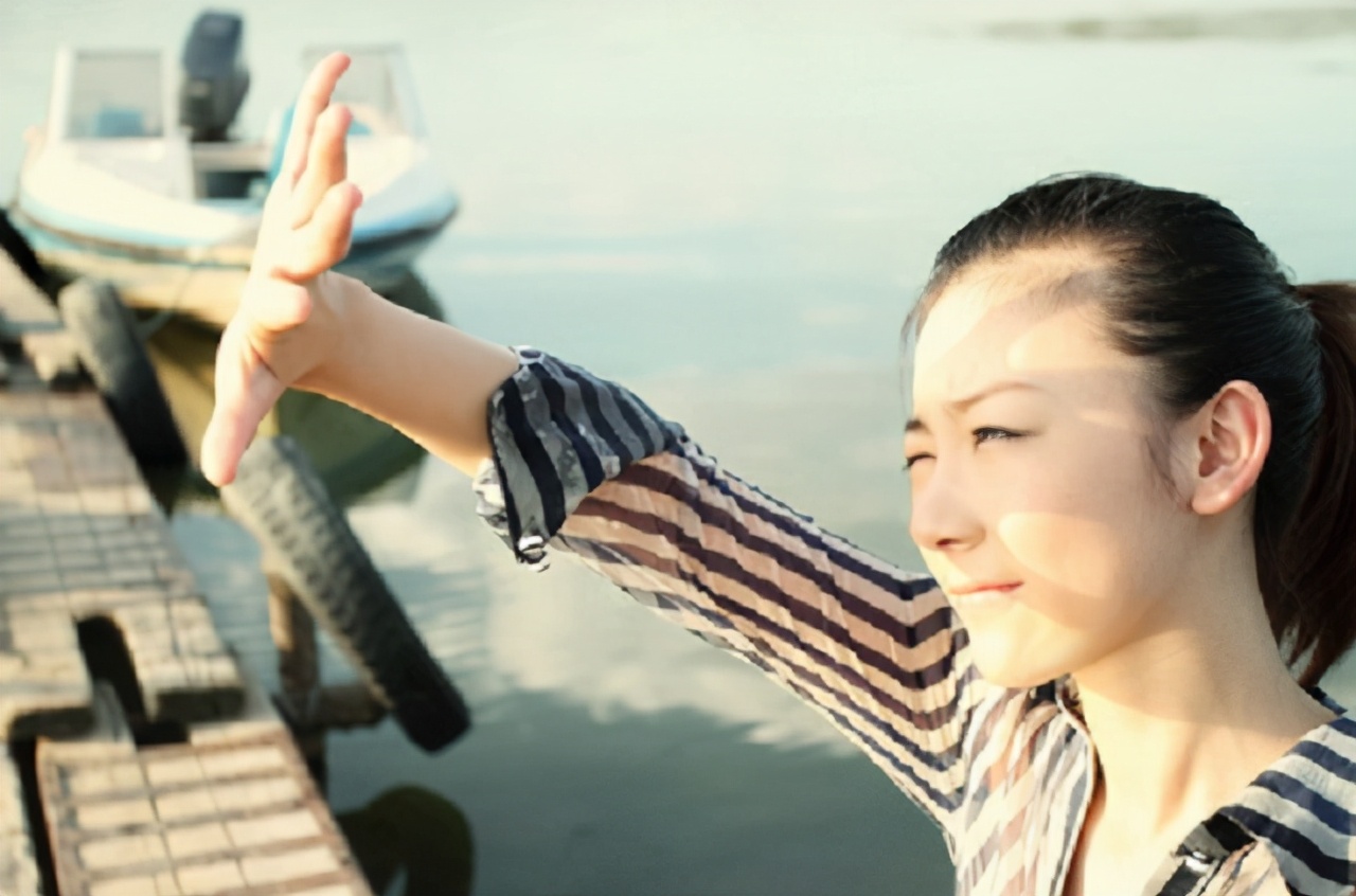 苏紫紫是怎么走上演艺道路的,苏紫紫考上大学