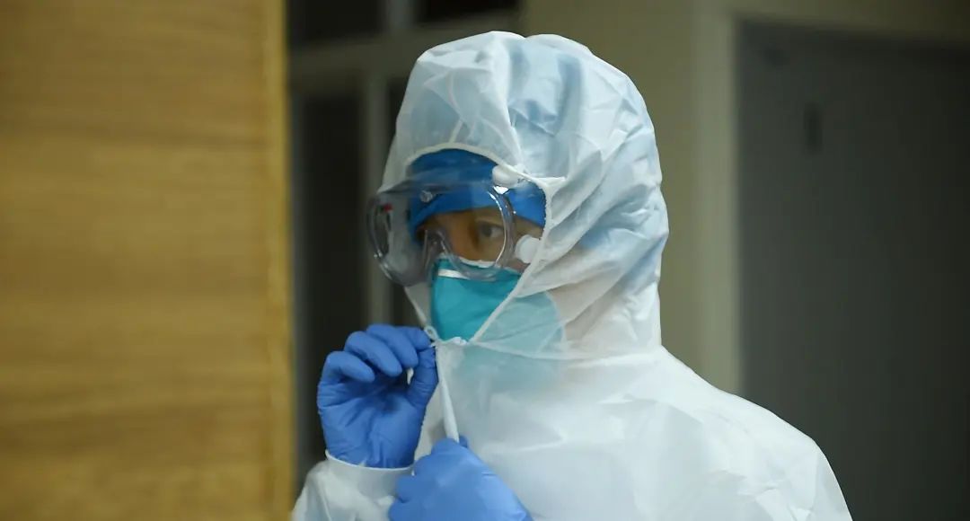 番禺|“选择感染性疾病科专业的第一天,我就知道自己的责任”:奋战抗疫一线的白衣战士付喜花