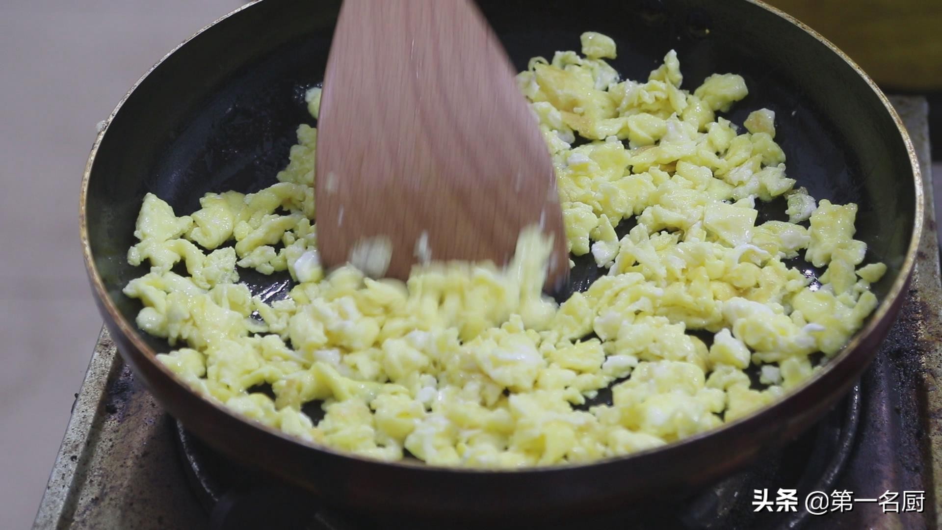 虾仁馅皮薄小笼包,扬州小笼包皮薄馅厚