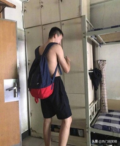 那些沙雕室友，一个室友用脸盆泡袜子*裤内**，我怀疑他在养宠物！