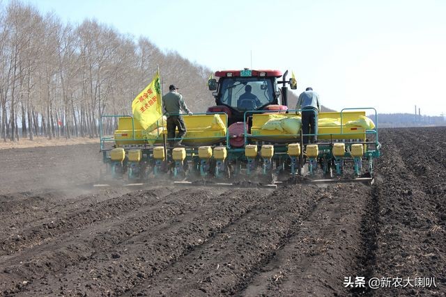 给土壤浇水可以判断土壤酸碱度吗,土壤酸碱度是怎么测的
