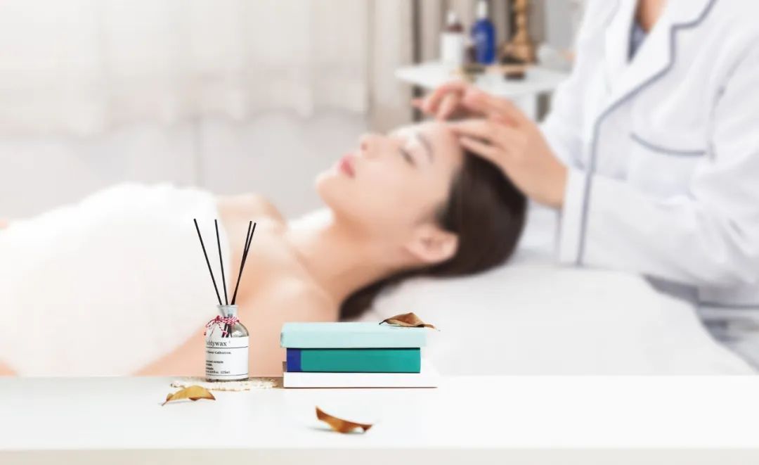 冬天美容院邀约客户到店文案,打动顾客的暖心文案美容院