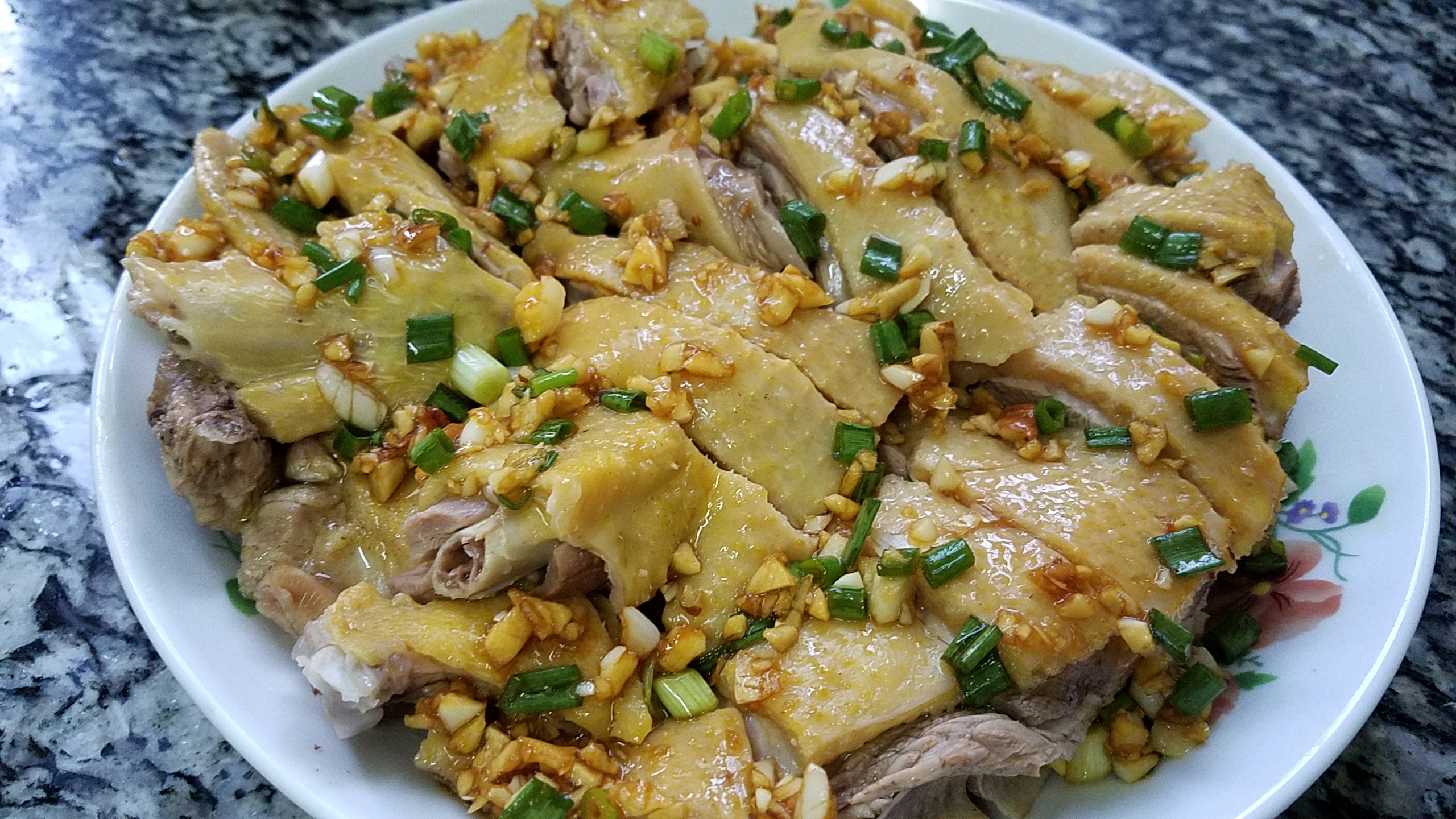 鸭肉别直接炖，教你一个广东做法，营养美味又好吃，味道很棒