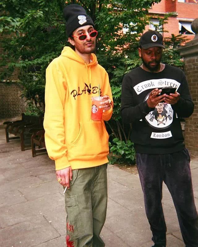 天气冷不想扎头发怎么办,热天洋气又凉快的帽子