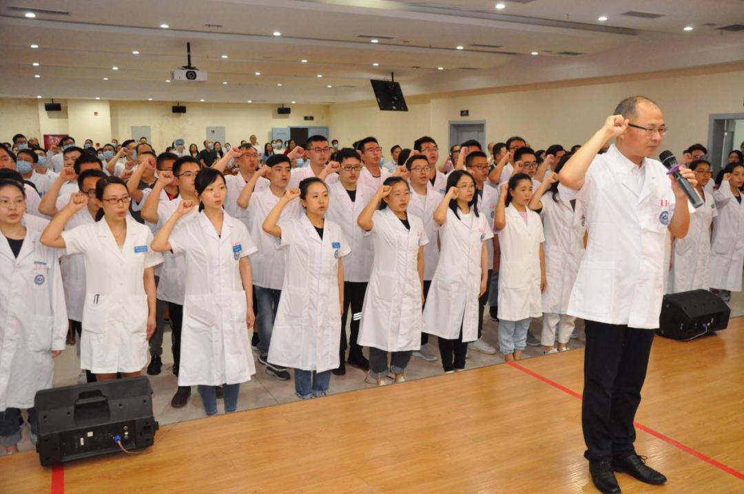 弘扬正能量众志成城抗疫情,弘扬抗疫精神同心共抗疫情