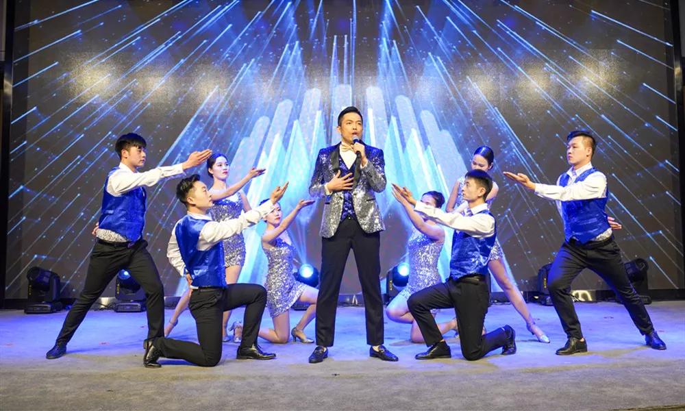 喜迎新年欢聚一堂共团圆,同心同行共创未来新春联欢会