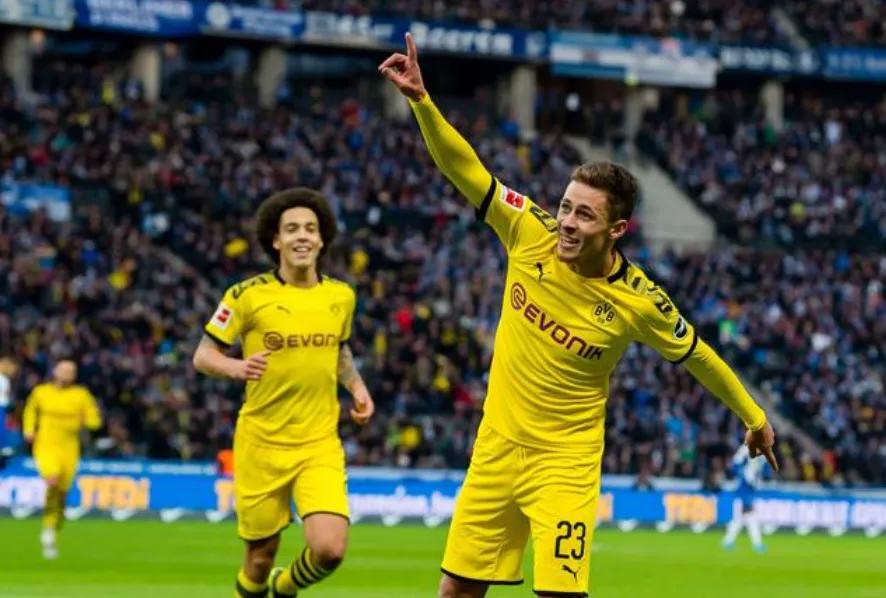 捷克击败荷兰,友谊赛比利时胜塞尔维亚