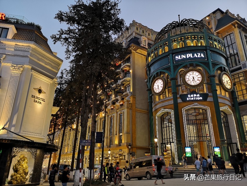 两个广东女孩越南自由行，老街逛超市发现方便面只要6毛，真便宜